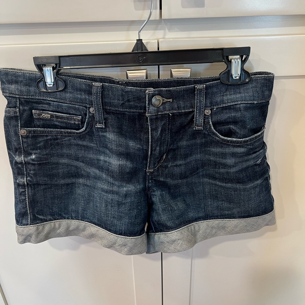 Joes jeans - cuffed shorts, size 26